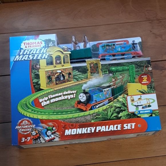 thomas monkey palace set